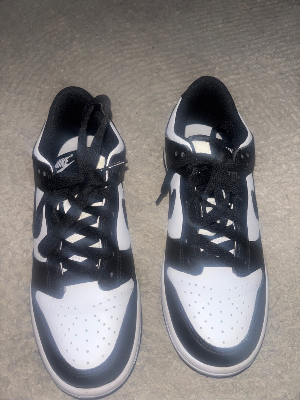 Nike Black and White Low-Top Trainers